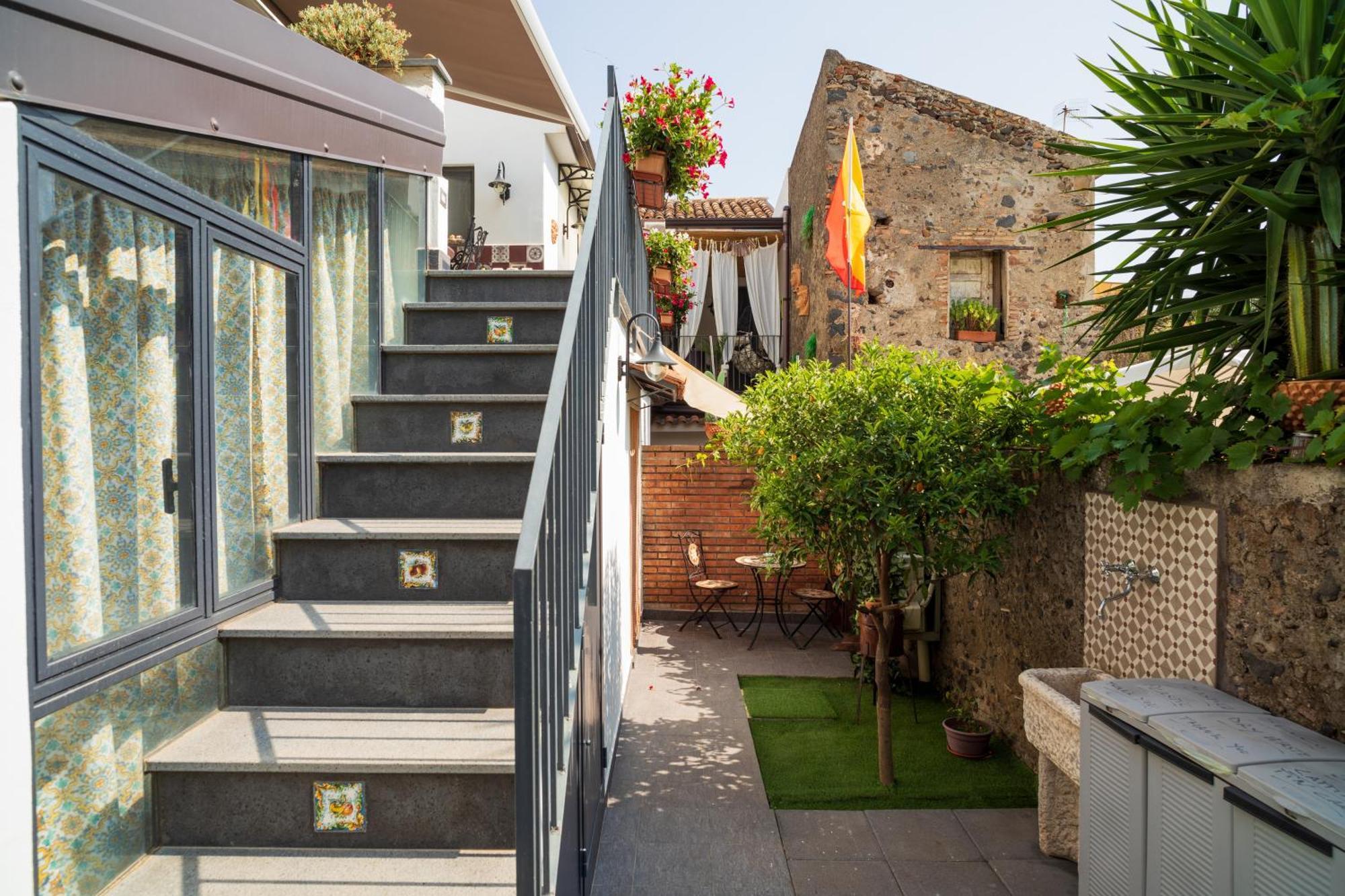 A Ugghia- I Mori Apartment